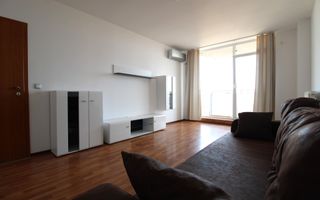 Aradului; decomandat, bucatarie inchisa. Parcare privata inclusa. - Poză 2