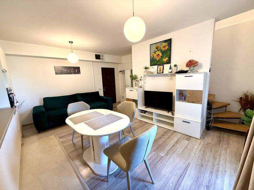 De vanzare Apartament 3 camere Pacii - Poză 2