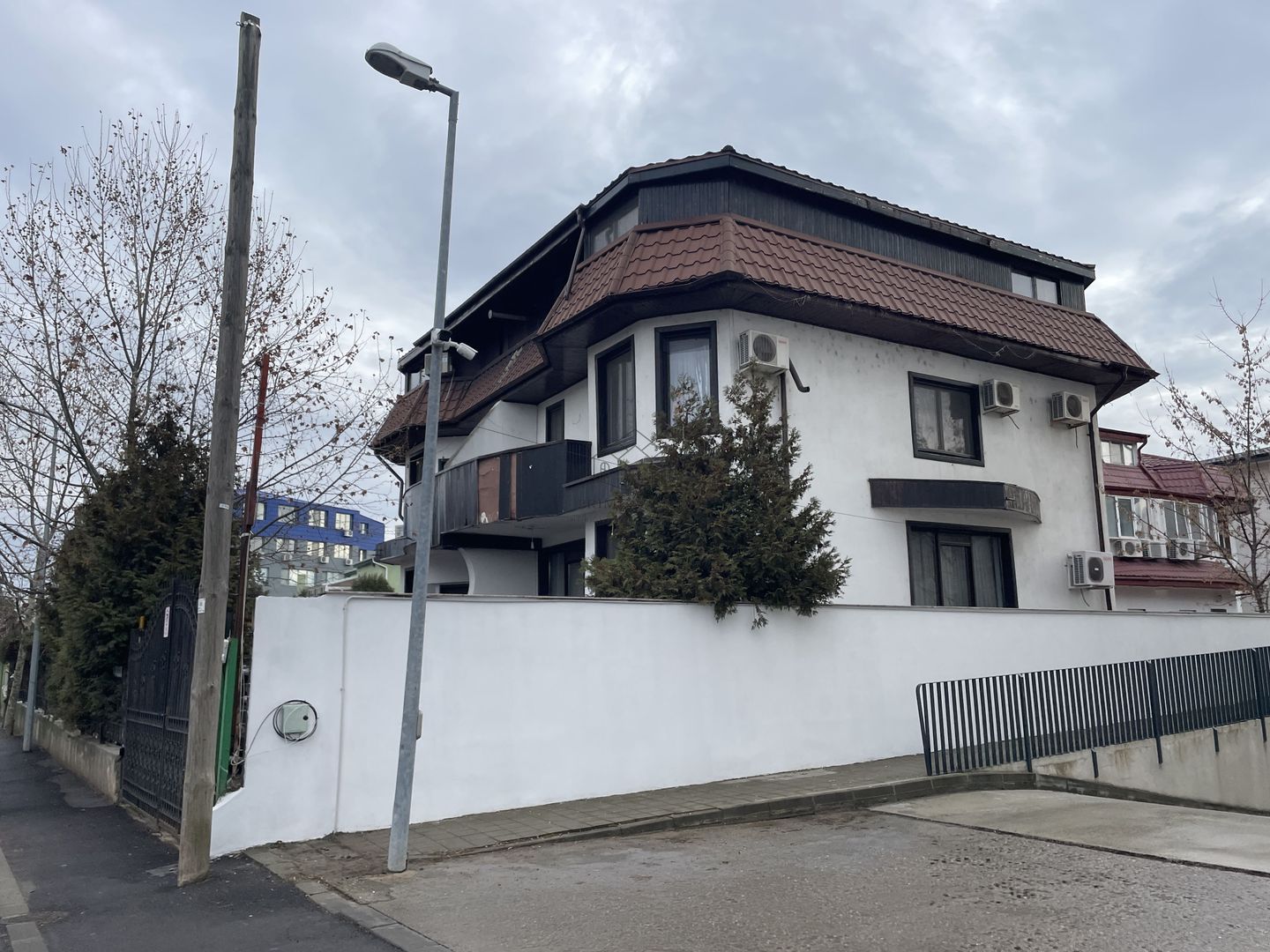 Vila tip duplex - Poză 1