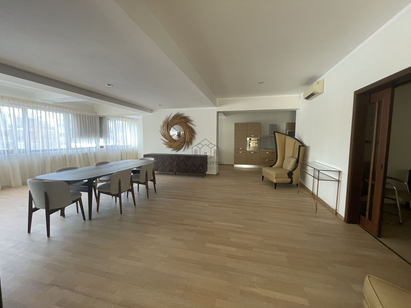 APARTAMENT SUPERB CU 3 DORMITOARE LA INCHIRIERE LANGA PARC HERASTRAU - Poză 4