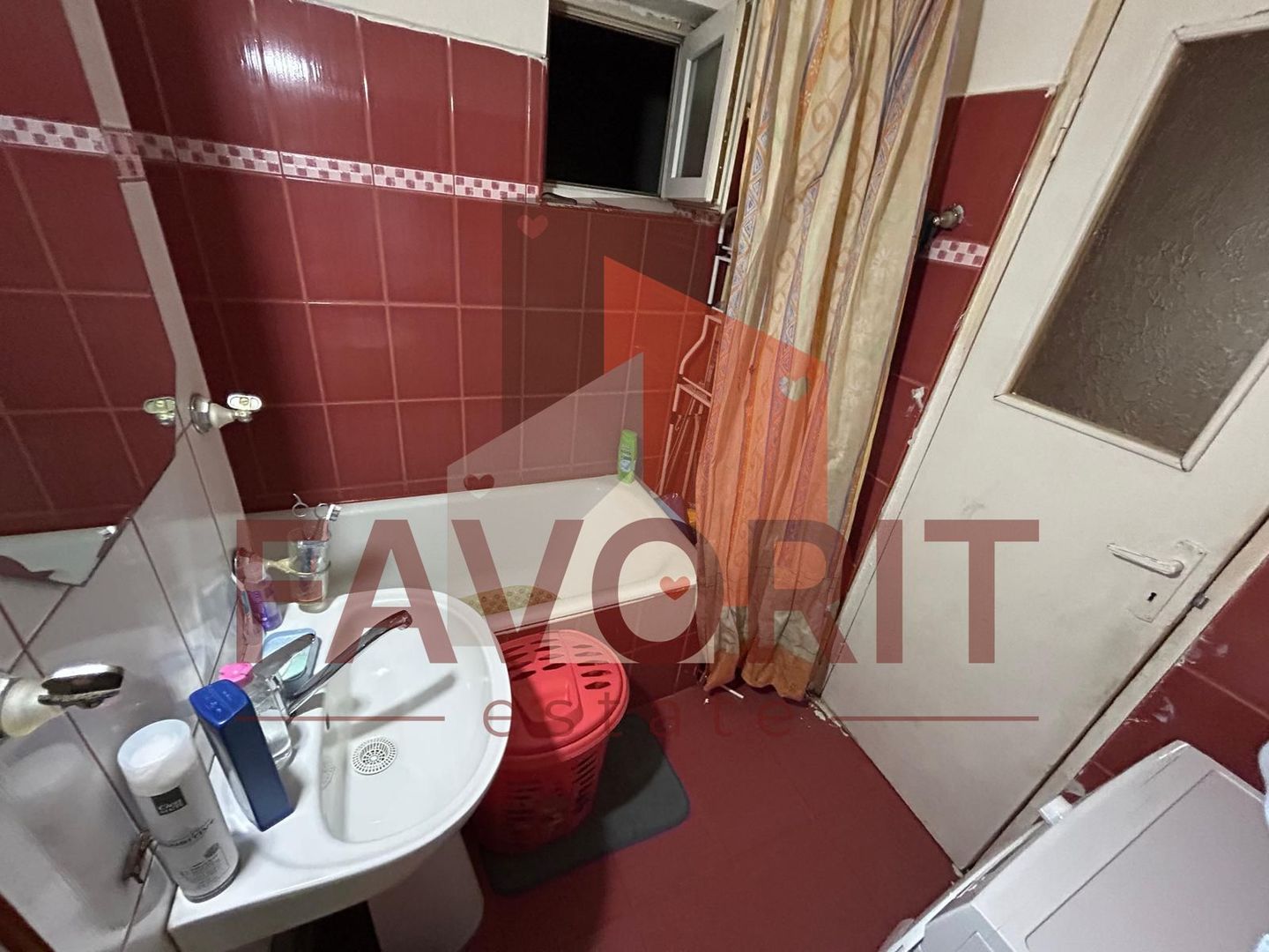 Apartament 3 camere decomadat, zona Dambovita - Poză 12