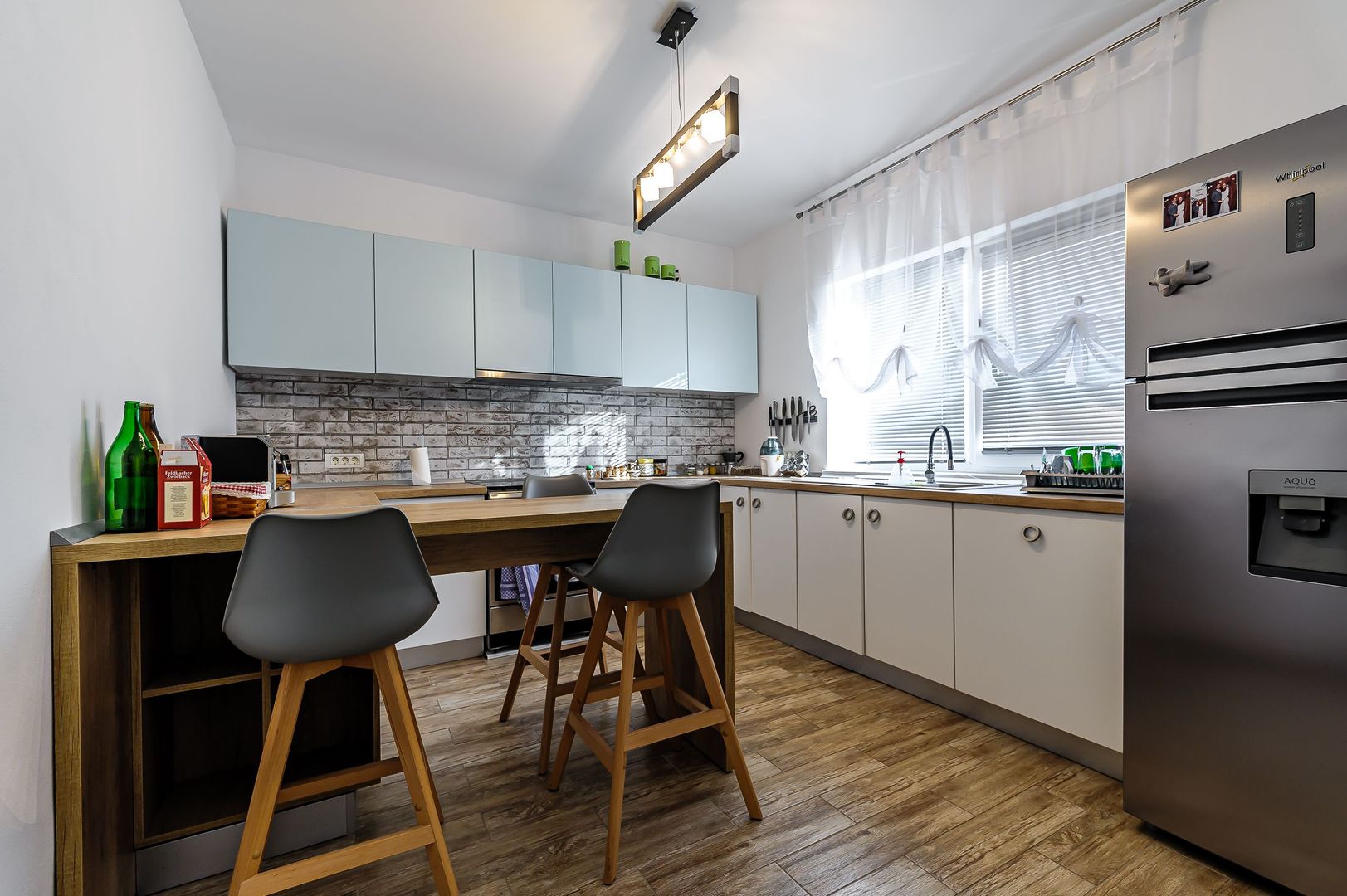 Casă cu mansardă, nouă, mobilată și utilată, în cartier Athena - Poză 3