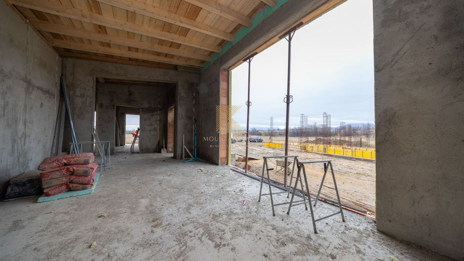 Casă premium la poalele Munților Piatra Craiului și Bucegi - Poză 10