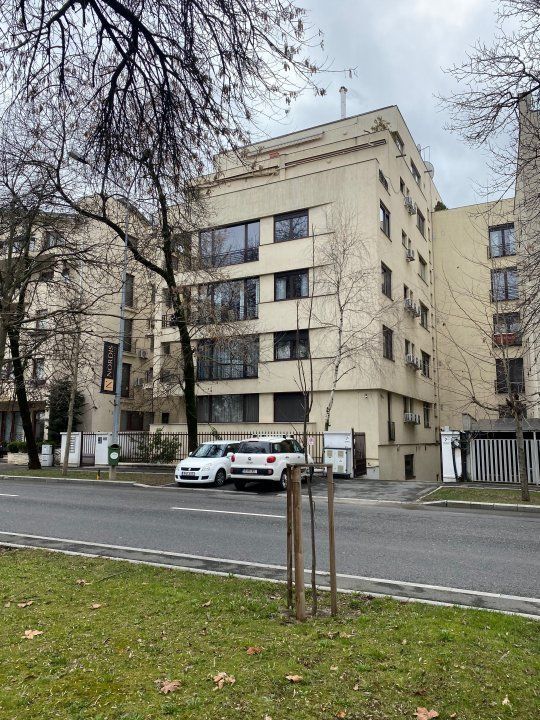 Apartament superb cu 4 Camere în Primăverii, Strada Mircea Eliade - Poză 1