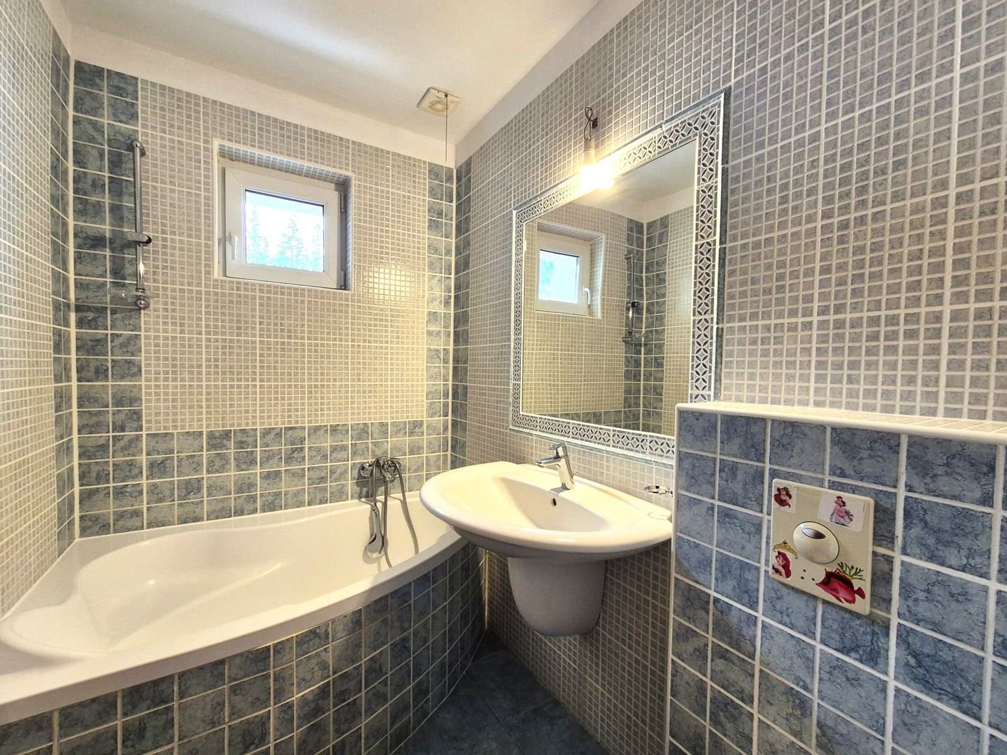 Comision 0 - Apartament în vilă, spațios, priveliște spre cabana Postăvaru - Poză 24