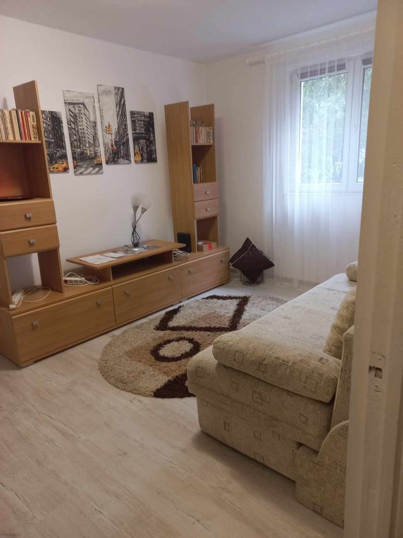 Apartament 2 Camere Decomandat – Etaj 8/10 - Poză 1