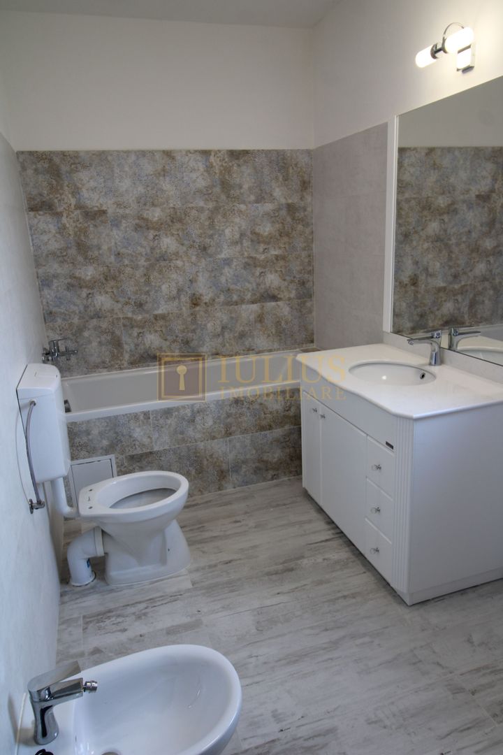 Braytim; 3 dormitoare, living saptios cu semineu. - Poză 16