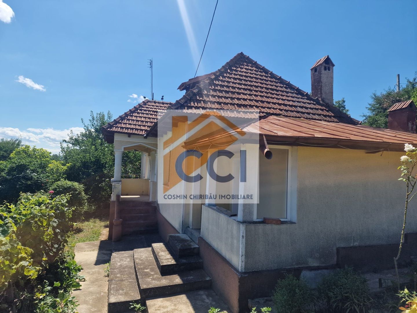 Casa in mediu rural cu teren - Poză 4