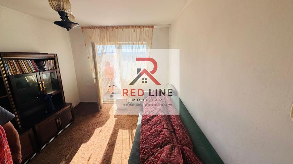 Apartament 3 camere, decomandat,etaj 4 (zona centrala Hotel Traian) - Poză 9