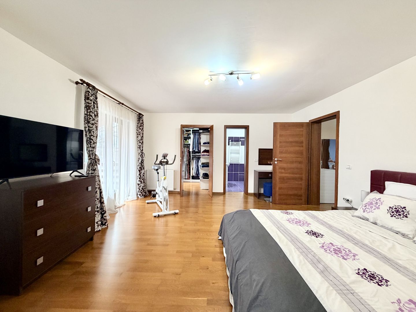 Cămin spațios, luminos și perfect echilibrat,  la 10 minute de centru - Poză 20