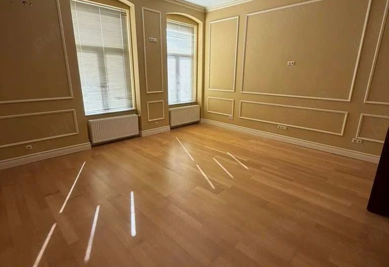 BRASAD vinde ap 3 cam etaj 1 CENTRAL renovat 119mp. - Poză 1