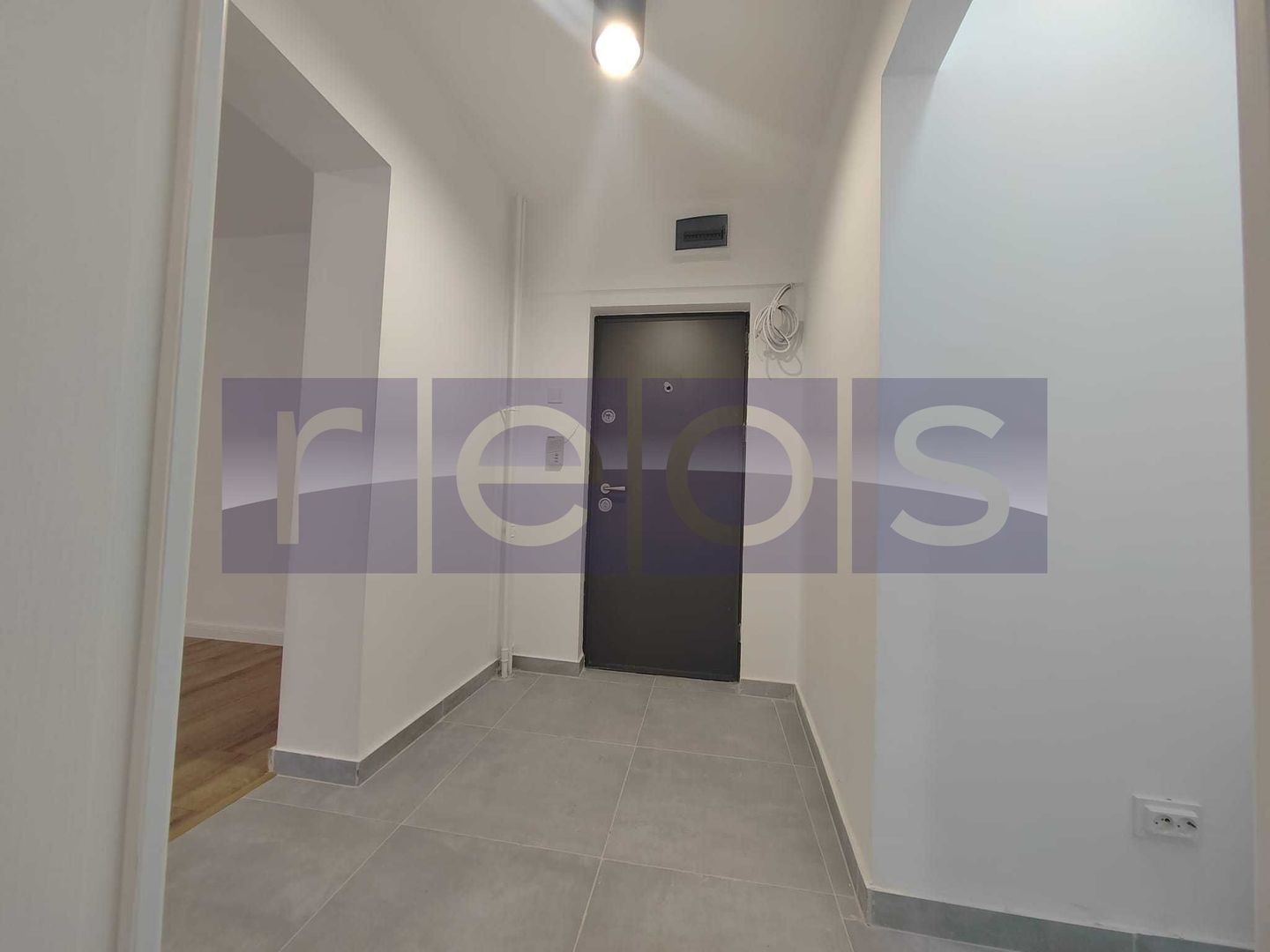 VANZARE APARTAMENT 2 CAMERE 50MP Campia Libertatii - Baba Novac - Titan - Poză 7
