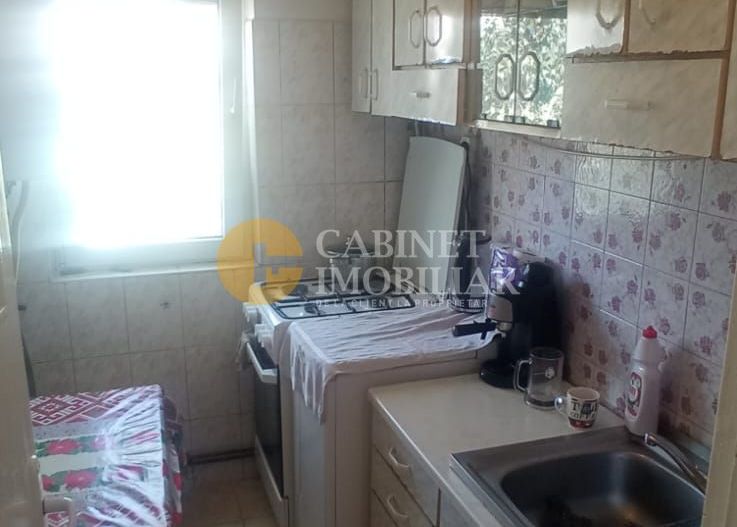 Apartament 2 camere decomandat - zona Alexandru cel Bun - Poză 5