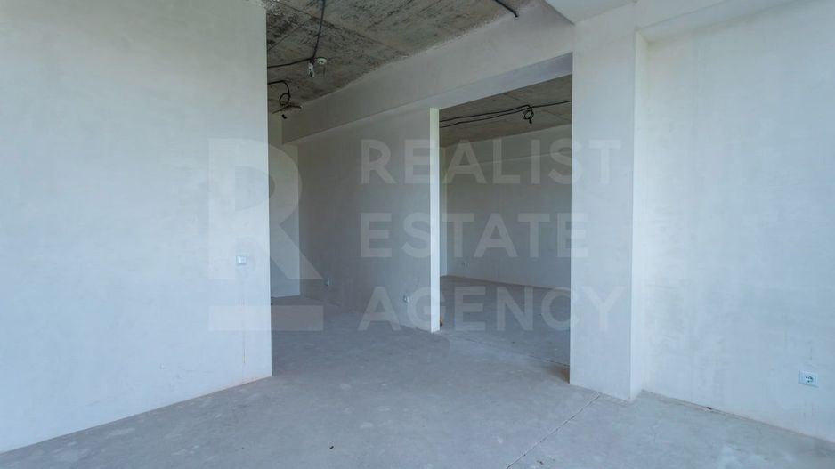 Apartament spațios cu 3 camere pe str. Trandafirilor - Poză 10