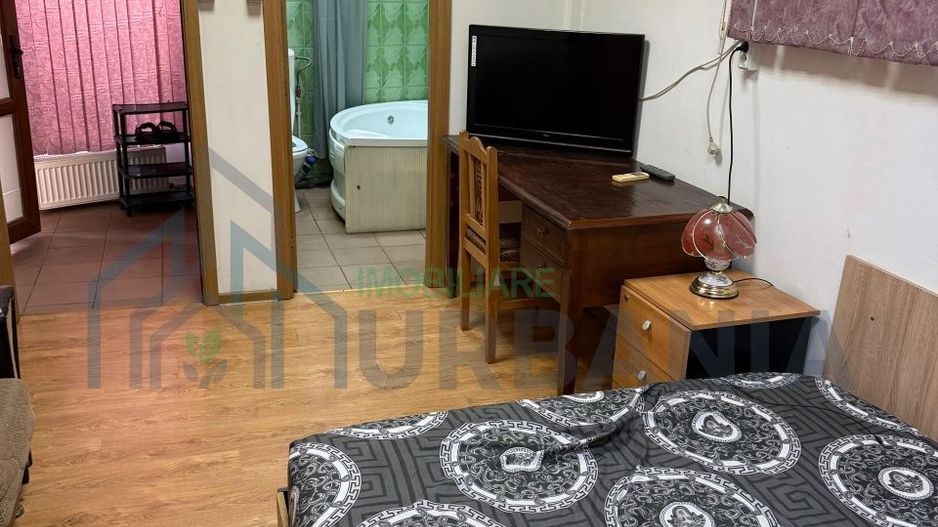 Inchiriez camera la vila - Poză 1