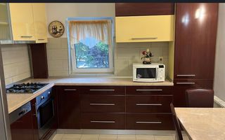 🏡 Apartament 3 camere de închiriat – spațios,luminos si bine amplasat - Poză 6