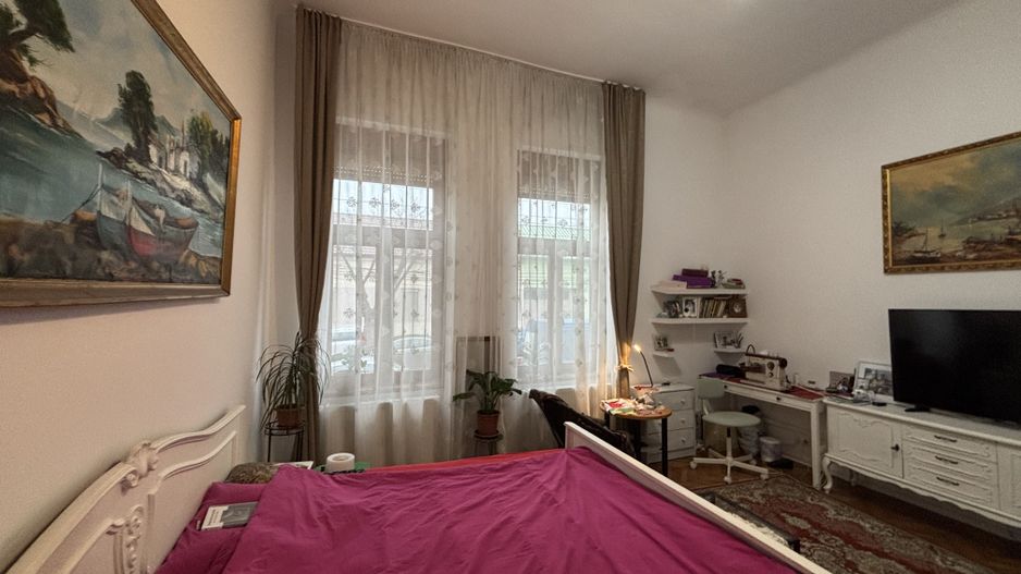Apartament 3 camere la curte - Poză 3