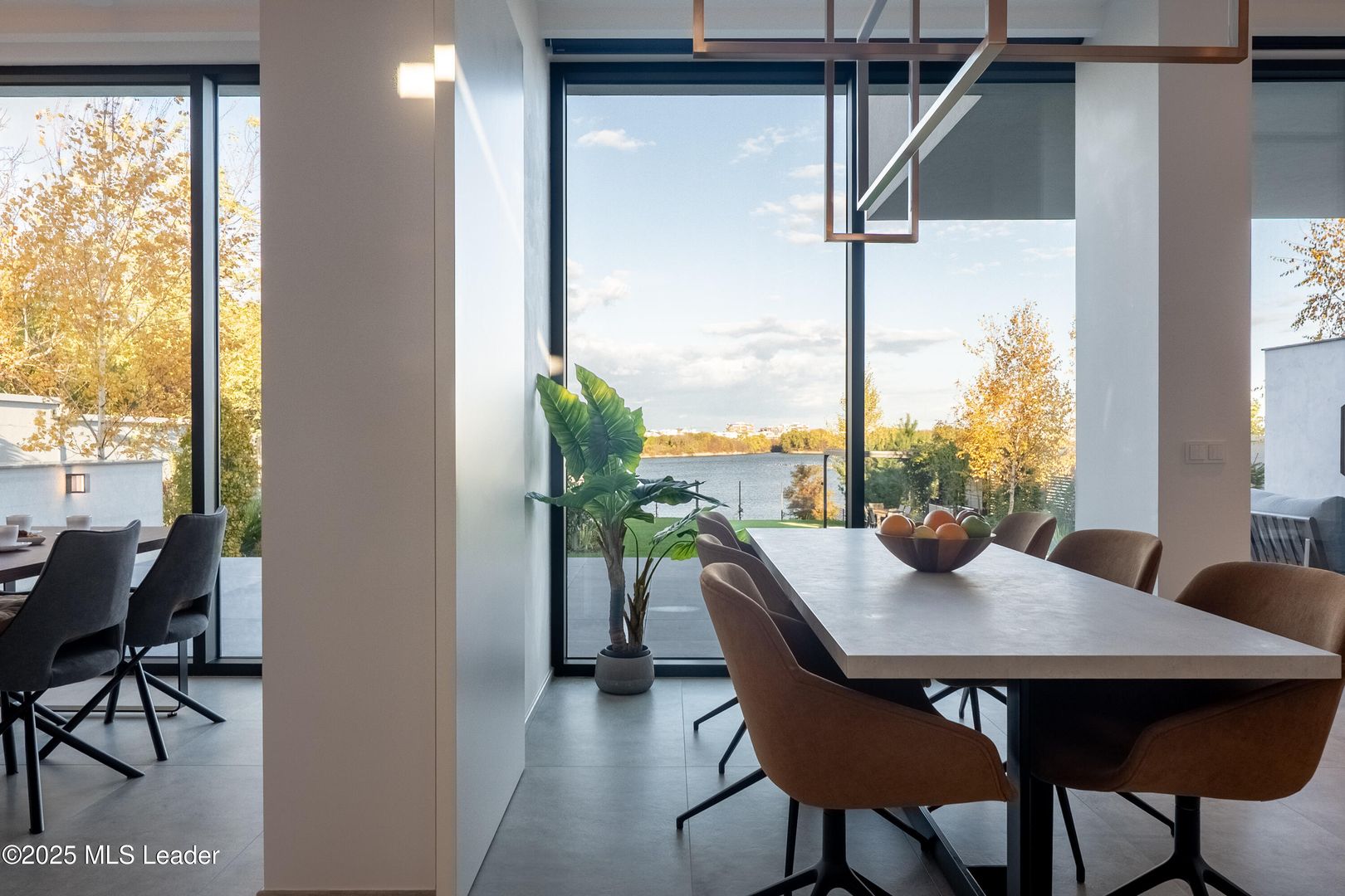 Smart-Home nZEB spectaculoasa Bucuresti Sector1 cu deschidere lac - Poză 18