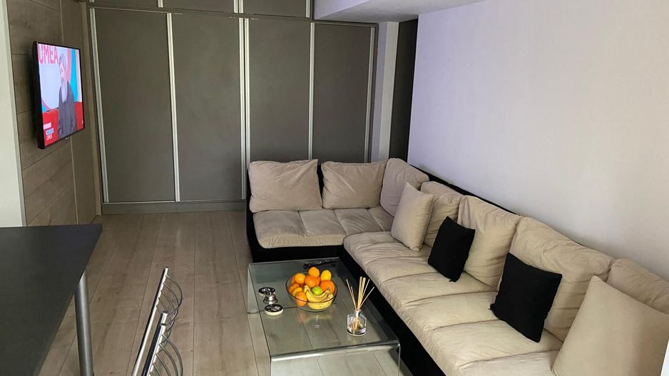 APARTAMENT RENOVAT | FLOREASCA COMPOZITORI - Poză 1