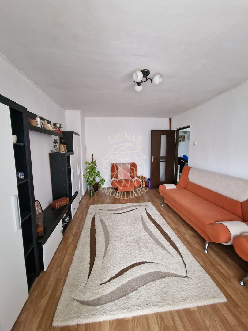 Apartament decomandat 3 camere-2 balcoane-etaj 3-Zona Petru Maior - Poză 1