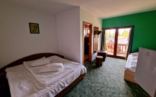 Pensiune de vânzare I Predeal | Teren 600 mp | 14 dormitoare I 12 bai - Poză 4