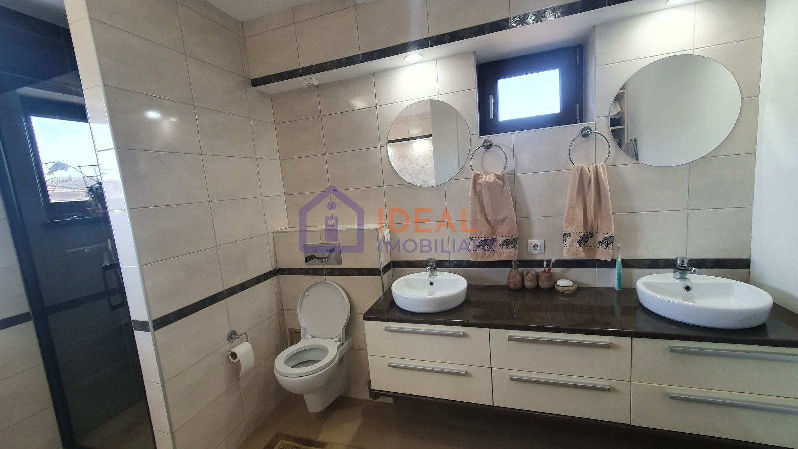 Vila Individuala cu 8 camere si gradina, in Selimbar - Poză 5