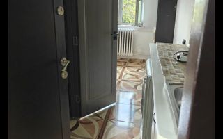 Închiriere cameră 12 mp, Bularga, Iași – WC, duș, mobilată - Poză 3