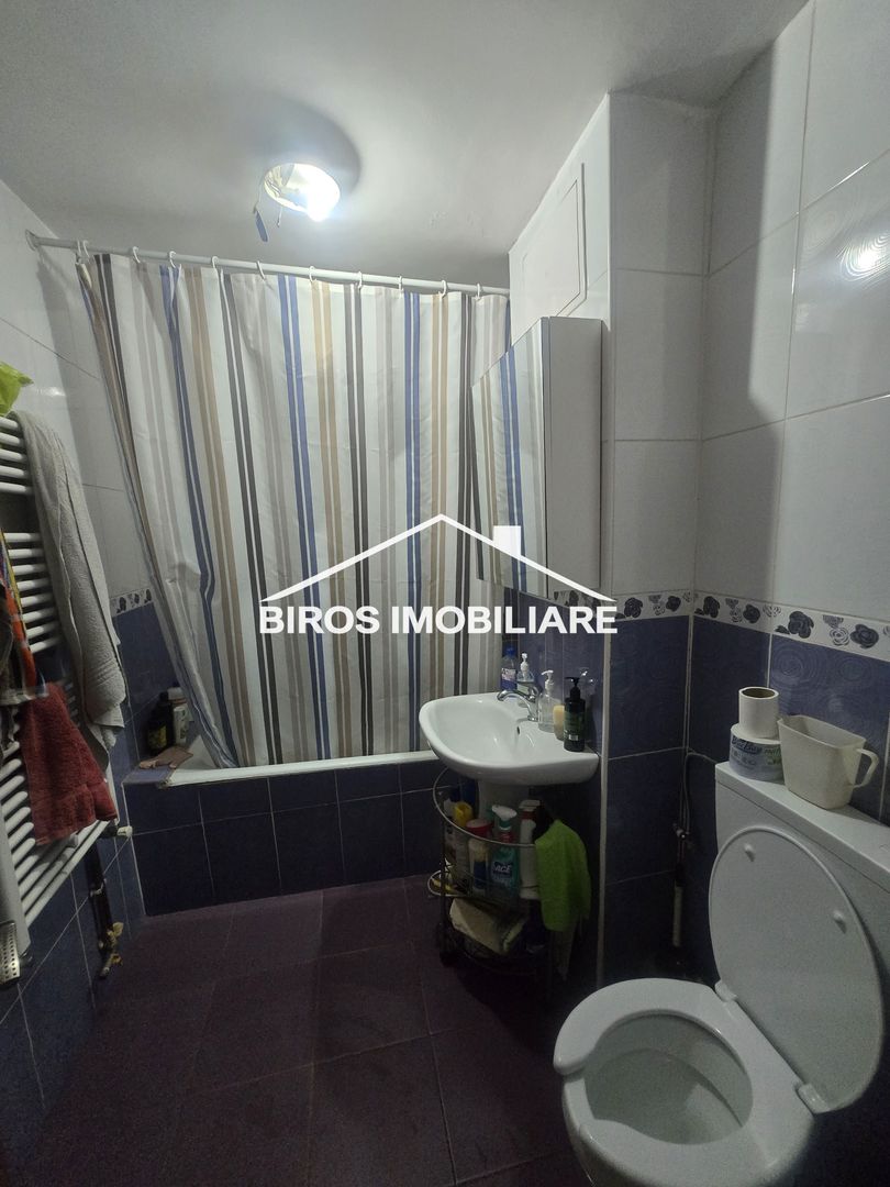 3 camere Brazda lui Novac - Sc.23 - Poză 5