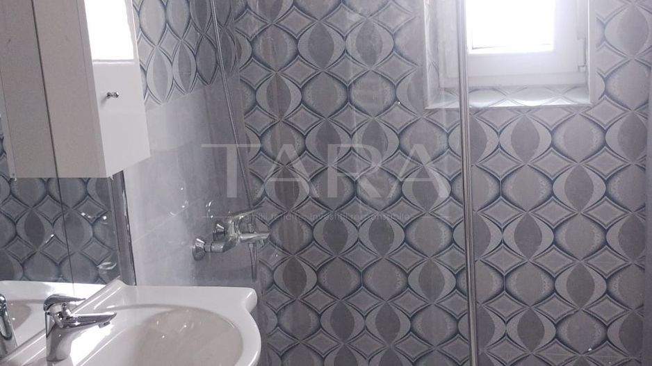 Apartament cu 3 camere în Florești, zona Peny . - Poză 11