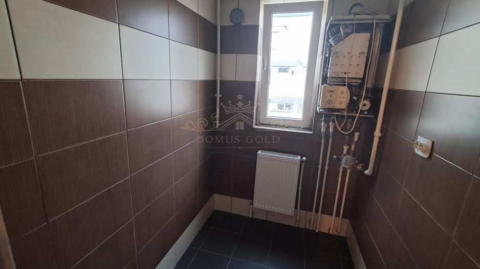 Vind urgent apartament in Turda . - Poză 5
