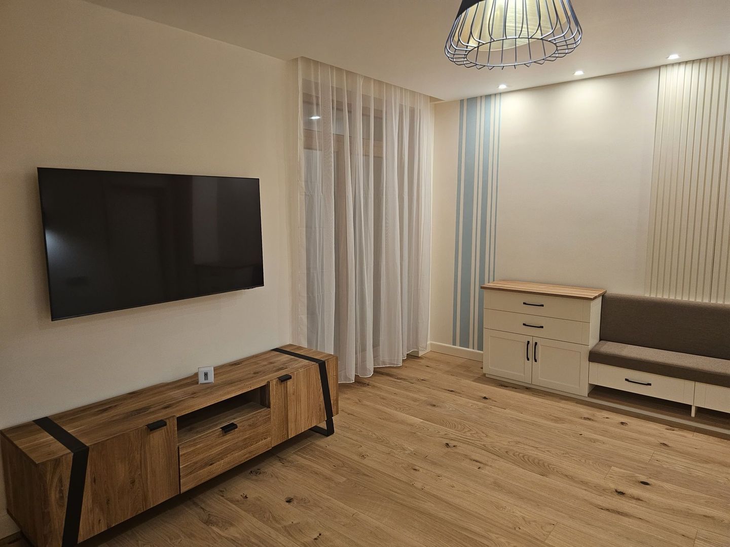 Luxury Smart Villa in Faleza Nord, Fully Renovated, 330 sqm Usable Are - Poză 8