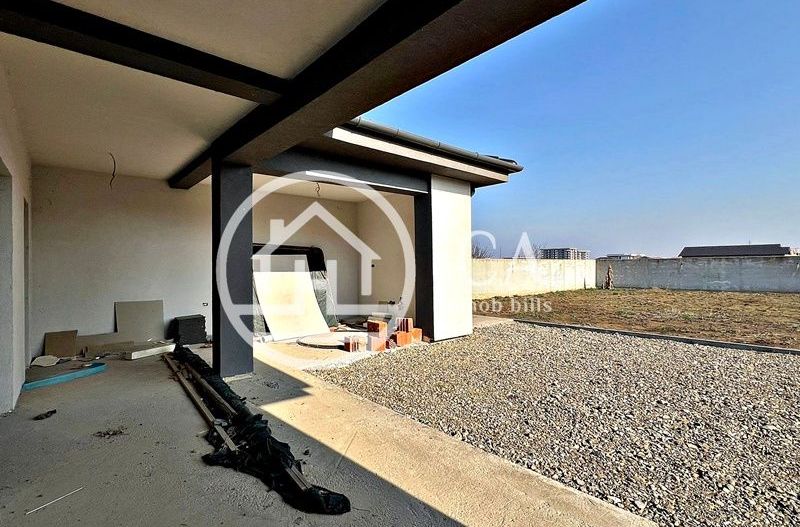 Casă de vânzare P+E cu 4 camere în zona Nufărul, Oradea - Poză 5