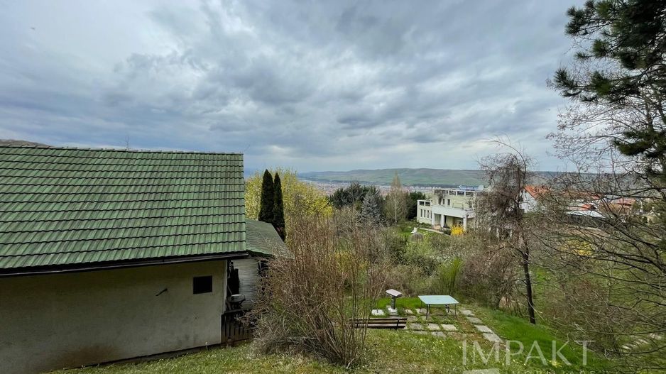 Cabana din lemn cu panorama superba asupra Florestiului - Poză 14