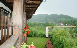 Afacere la cheie pensiunea Meridian sat Corbeni amortizare 30% / an - Poză 8