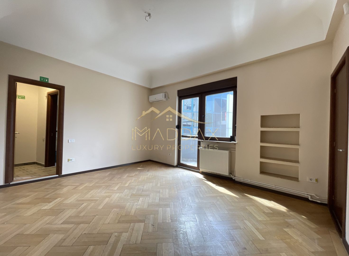 Resedinta interbelica premium **5 camere**252 MP***//Lascar Catargiu - Poză 21