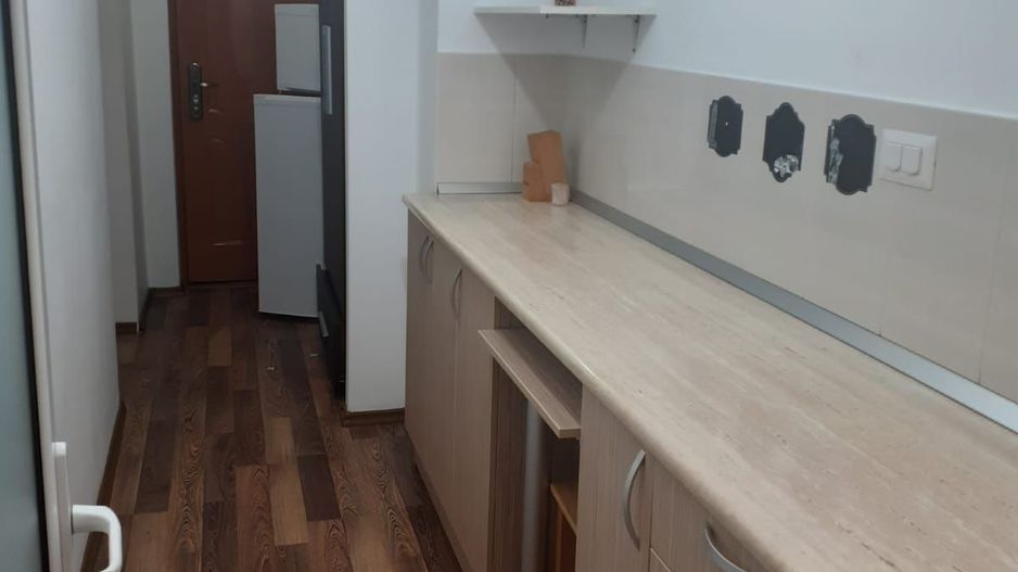 Apartament cu o camera,  mobilat si utilat – Micro 20 - Poză 1