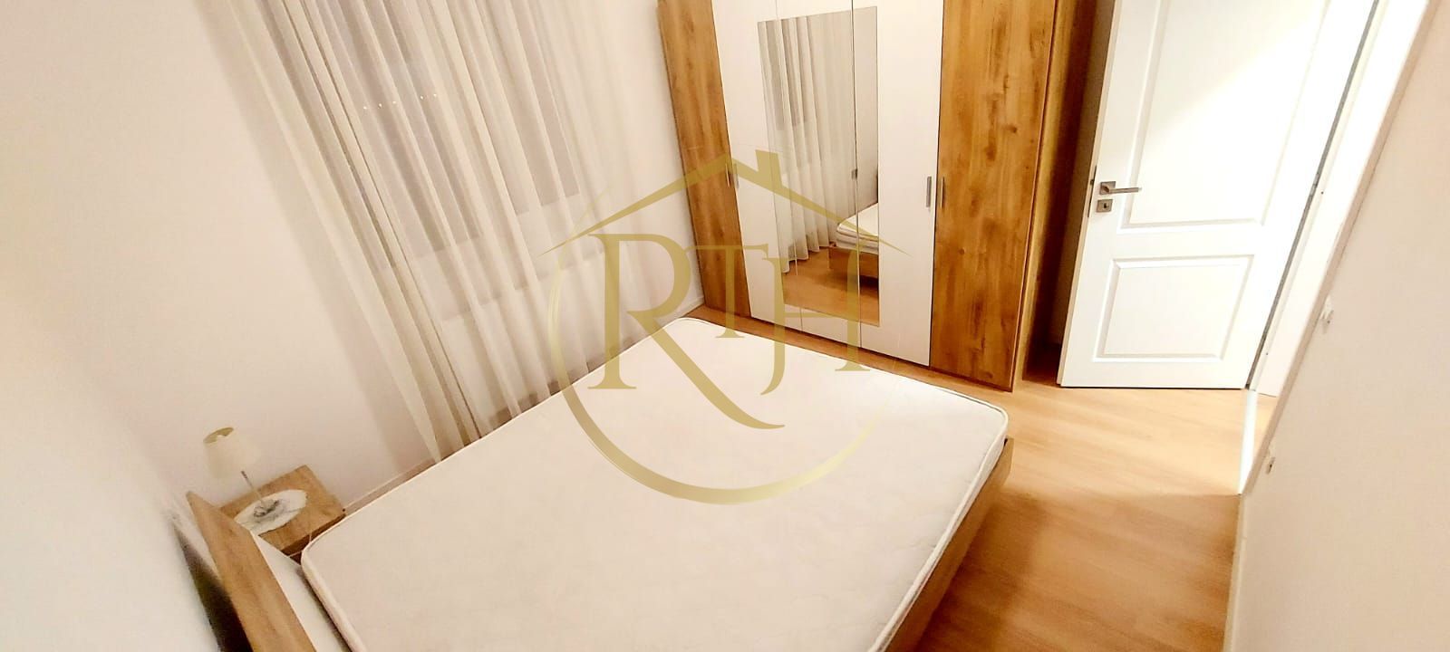 Inchiriez Apartament modern  2 Camere Giroc zona hotel IQ - Poză 6