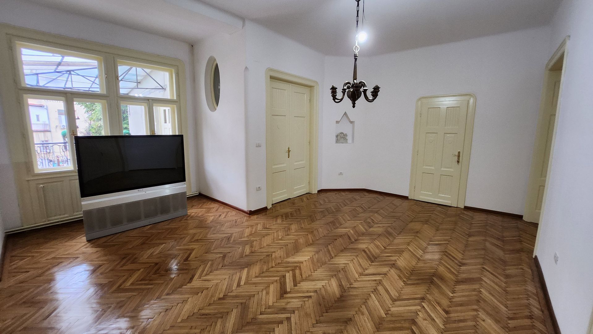 Vila _zona ultracentrala - Poză 2