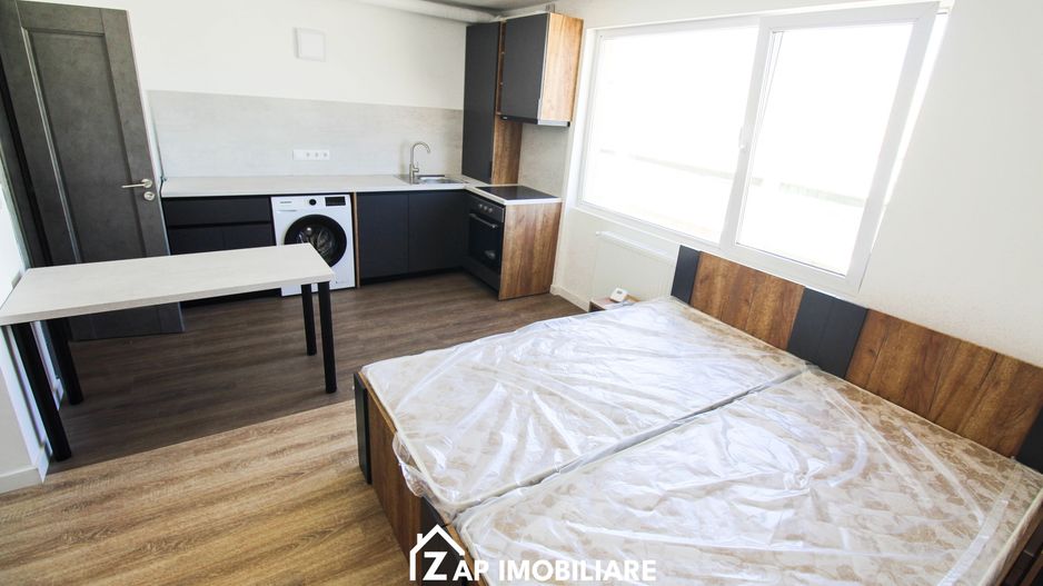 Spatiu de Birouri 100 mp - Renovat - Poză 11