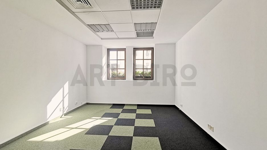 Zero comision, parter 20mp birou ultracentral Romana, 12' metrou - Poză 2