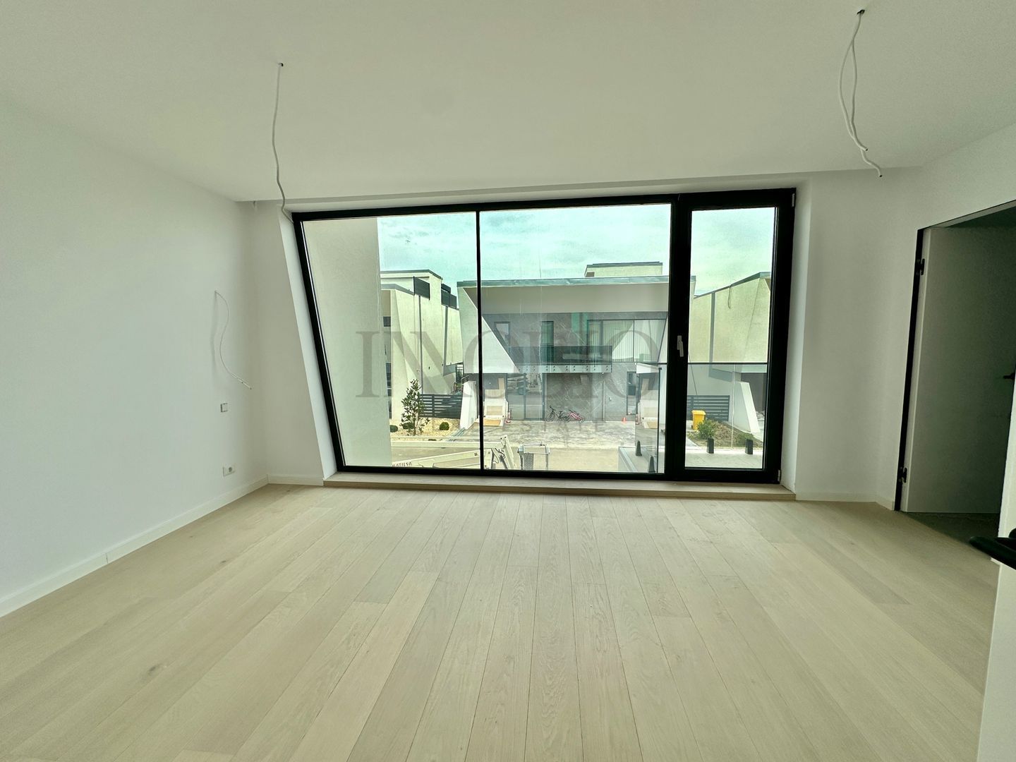 Vila 5 Camere | Rooftop Pool | Smart Home | - Poză 13