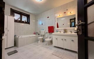 Casa individuala cu 10 camere 1600 mp teren - Poză 21