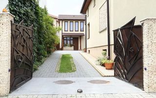 Casa de vanzare, pensiune, Cetate - Poză 1