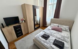 Apartament ultracentral cu 3 camere decomandat, Piața Unirii ! - Poză 1