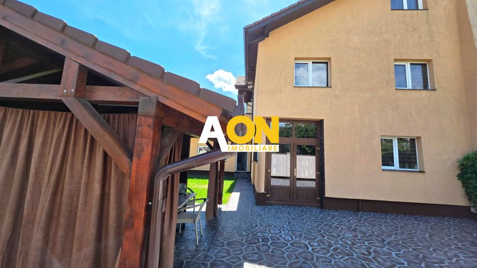 1/2 Duplex, 5 camere, mobilat, utilat, 265 mp teren,  Ampoi 3 - Poză 1