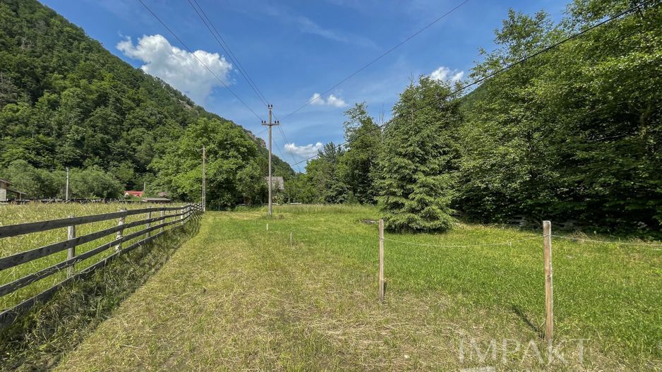 Vila superba 300mp + teren 1400mp & front la rau in Somesul Rece. - Poză 12