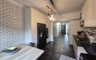 Vila moderna cu 4 camere I 220 mp I 750 mp teren I zona centrala - Poză 10
