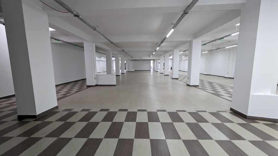Spatiu comercial 800 mp -zona C. Brancoveanu - Poză 1