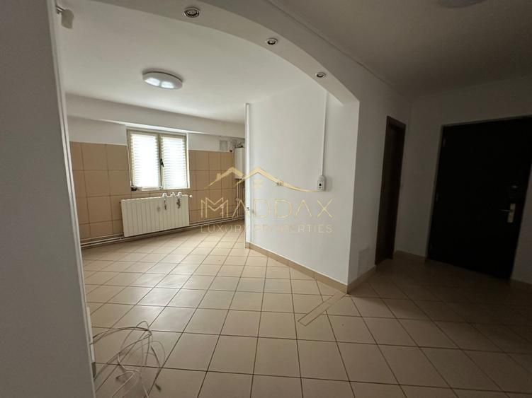 Inchiriere 4 camere/Ultracentral/Rond Alba Iulia/Pretabil firma - Poză 7