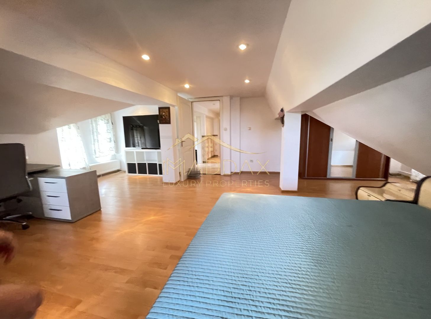 Vila 7 camere**Lake view**Ponton privat**Piscina**Teren 933 MP//Balotesti - Poză 38